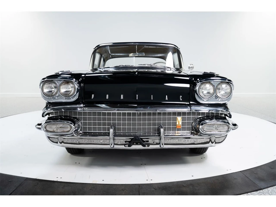 1958 Pontiac Chieftain - Image 10 of 31