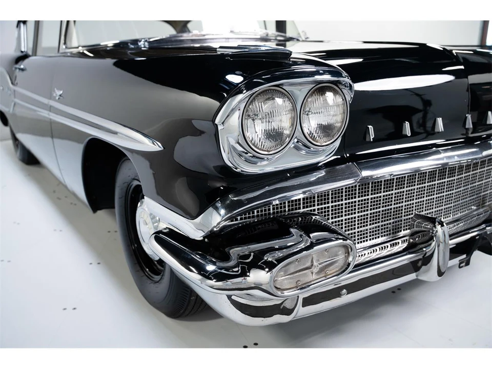 1958 Pontiac Chieftain - Image 12 of 31