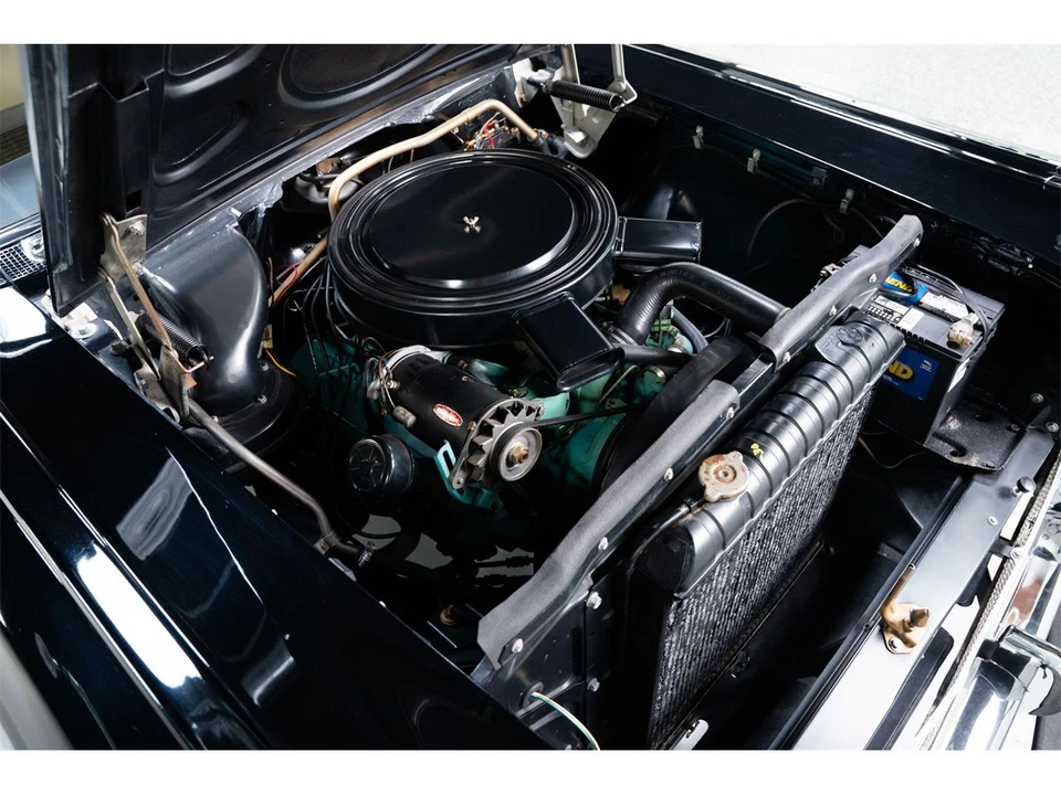 1958 Pontiac Chieftain - Image 19 of 31