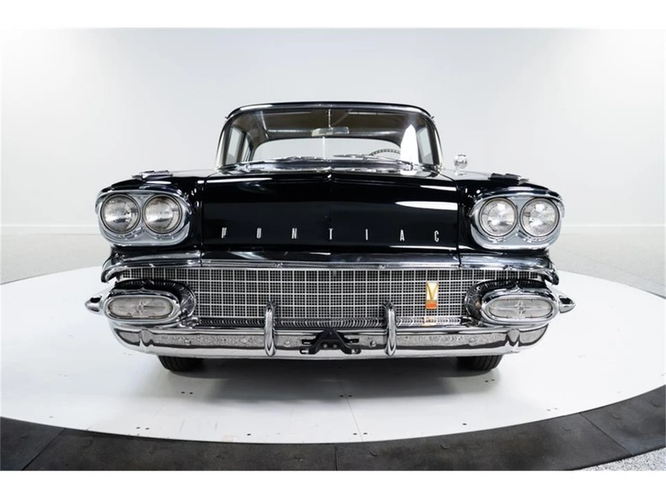 1958 Pontiac Chieftain - Image 9 of 31