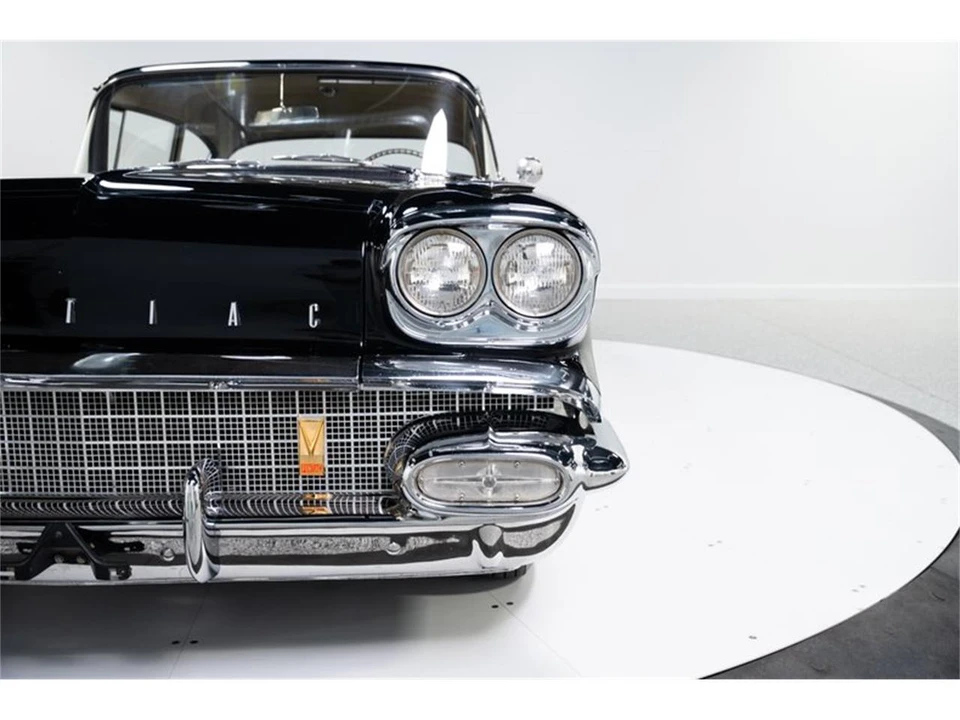 1958 Pontiac Chieftain - Image 12 of 31