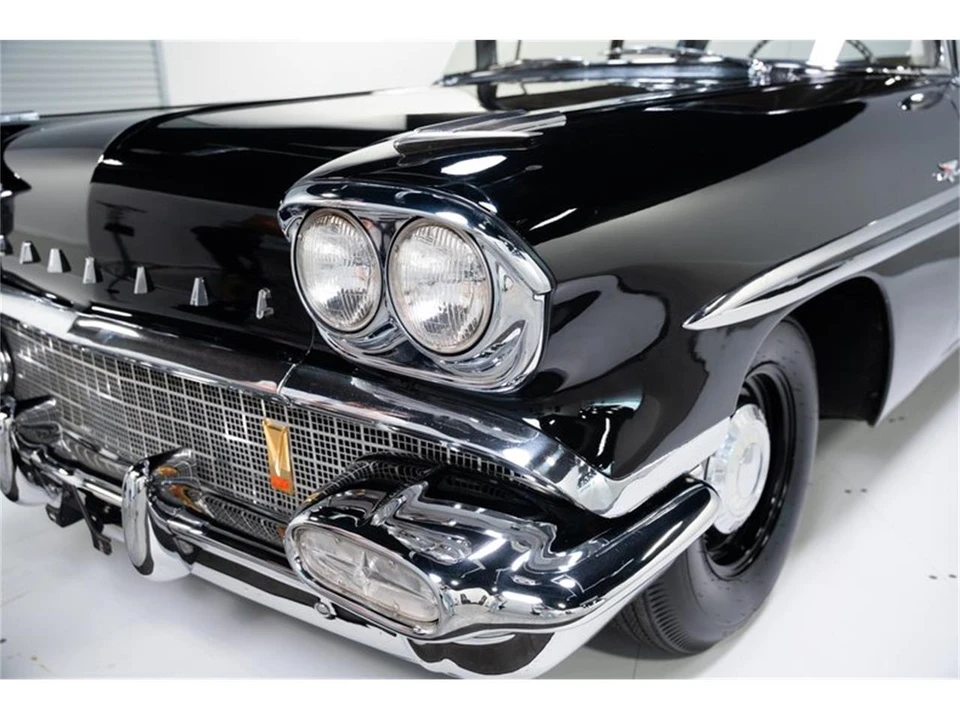 1958 Pontiac Chieftain - Image 13 of 31