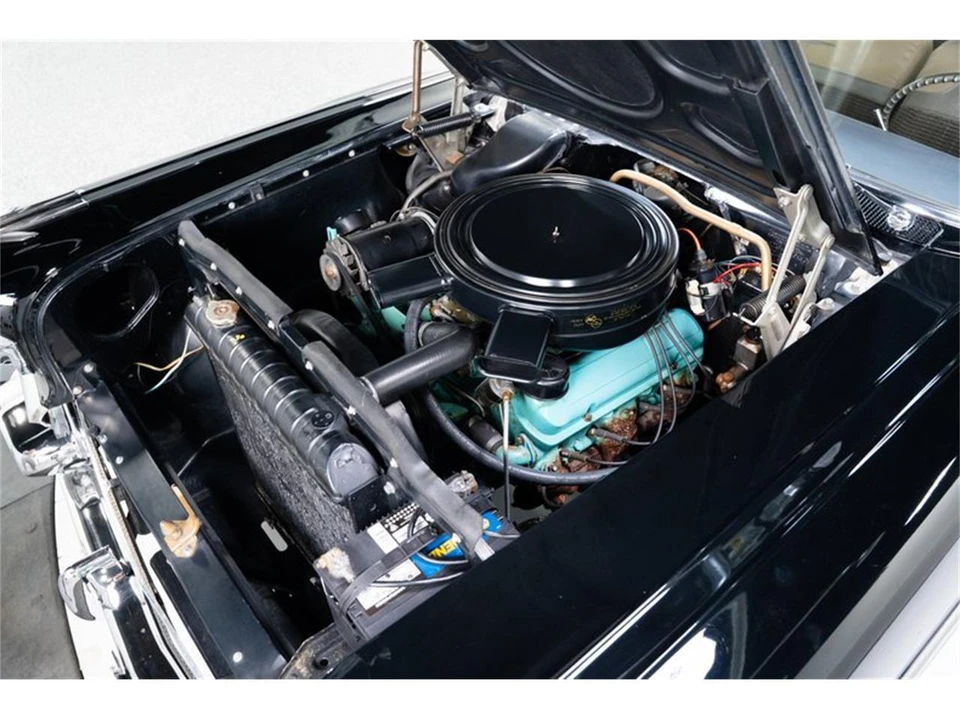 1958 Pontiac Chieftain - Image 19 of 31