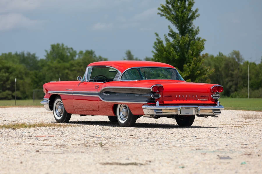 1958 Pontiac Chieftain - Image 3 of 31