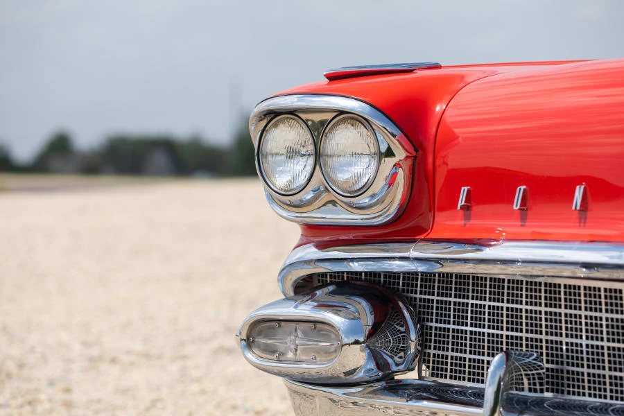 1958 Pontiac Chieftain - Image 22 of 31