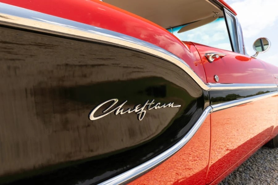 1958 Pontiac Chieftain - Image 21 of 31