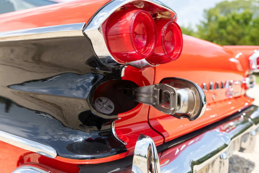 1958 Pontiac Chieftain - Image 24 of 31