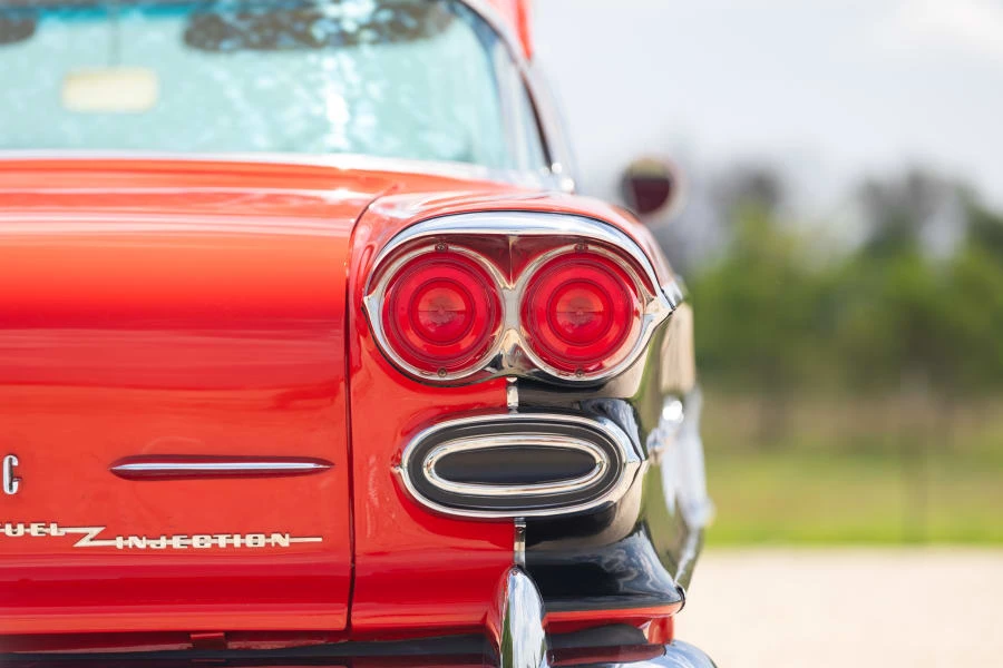 1958 Pontiac Chieftain - Image 11 of 31