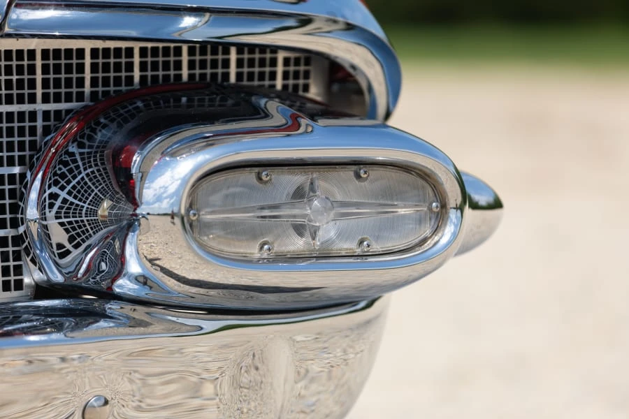 1958 Pontiac Chieftain - Image 10 of 31