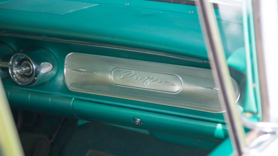 1958 Pontiac Chieftain - Image 11 of 12