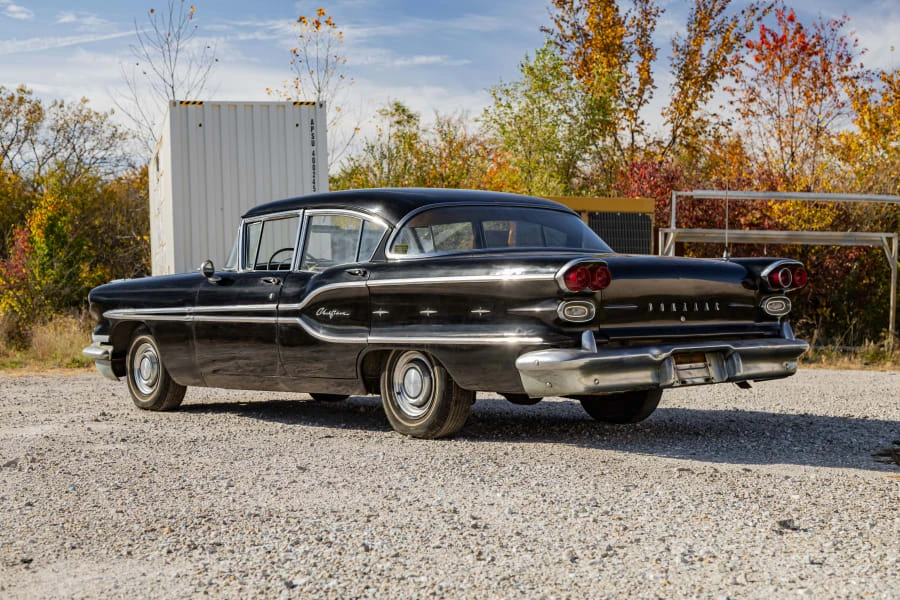 1958 Pontiac Chieftain - Image 14 of 31