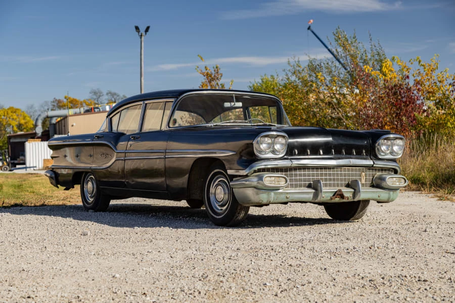 1958 Pontiac Chieftain - Image 6 of 31