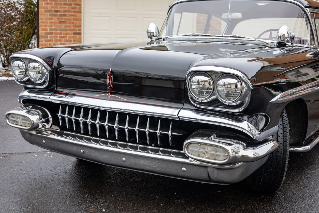 1958 Pontiac Chieftain - Image 15 of 31