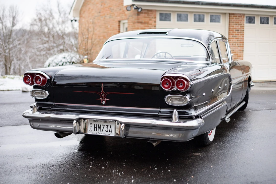 1958 Pontiac Chieftain - Image 6 of 31