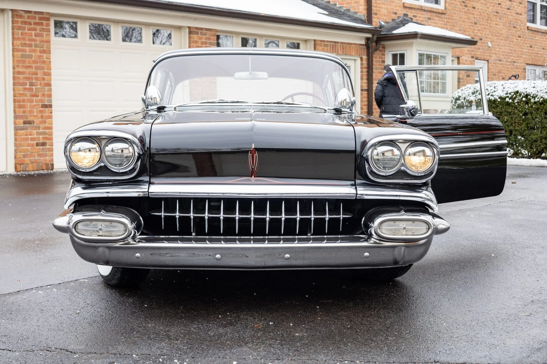 1958 Pontiac Chieftain - Image 12 of 31