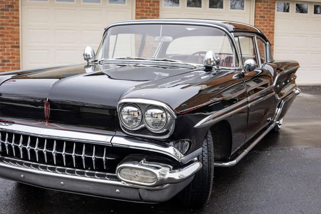 1958 Pontiac Chieftain - Image 17 of 31