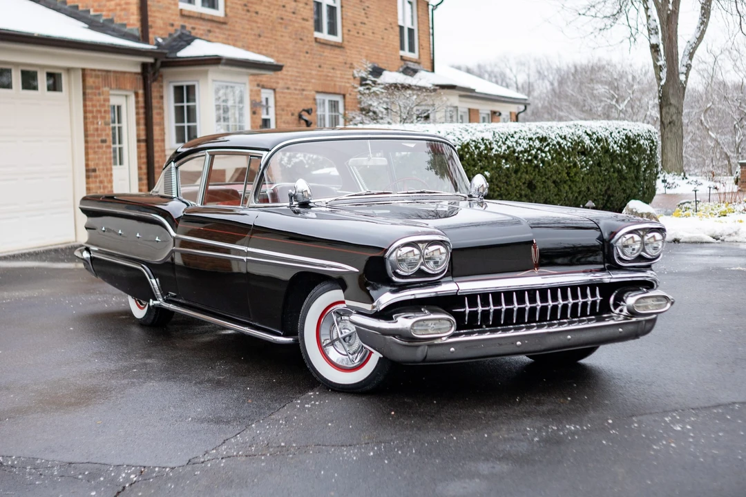 1958 Pontiac Chieftain - Image 4 of 31