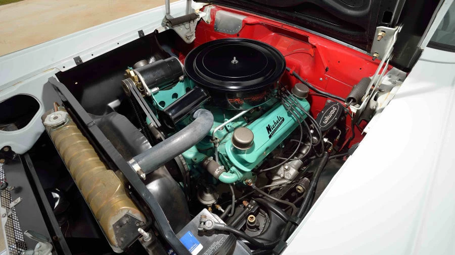 1958 Pontiac Chieftain - Image 6 of 12