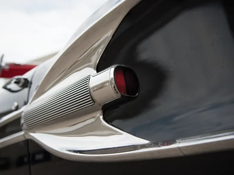 1958 Pontiac Parisienne - Image 10 of 31