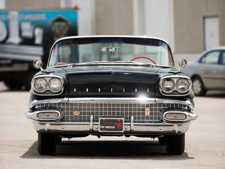1958 Pontiac Parisienne - Image 6 of 31