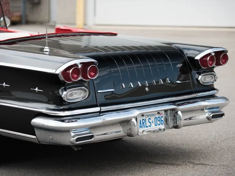 1958 Pontiac Parisienne - Image 17 of 31