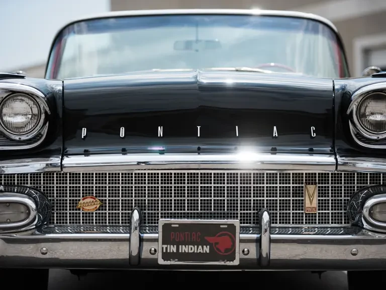 1958 Pontiac Parisienne - Image 22 of 31