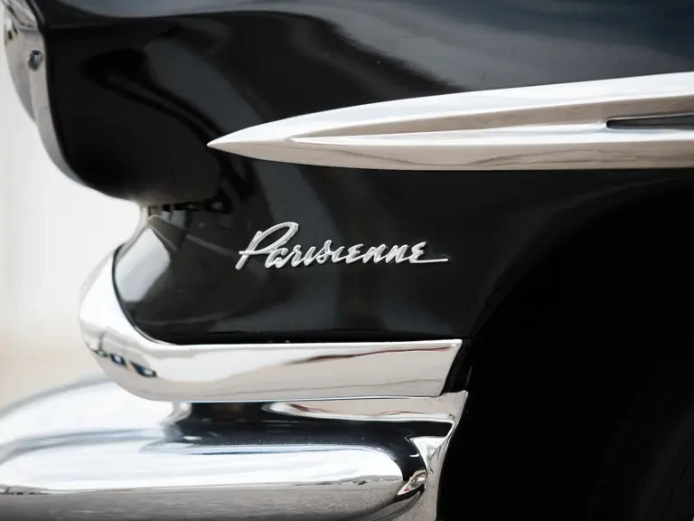 1958 Pontiac Parisienne - Image 14 of 31