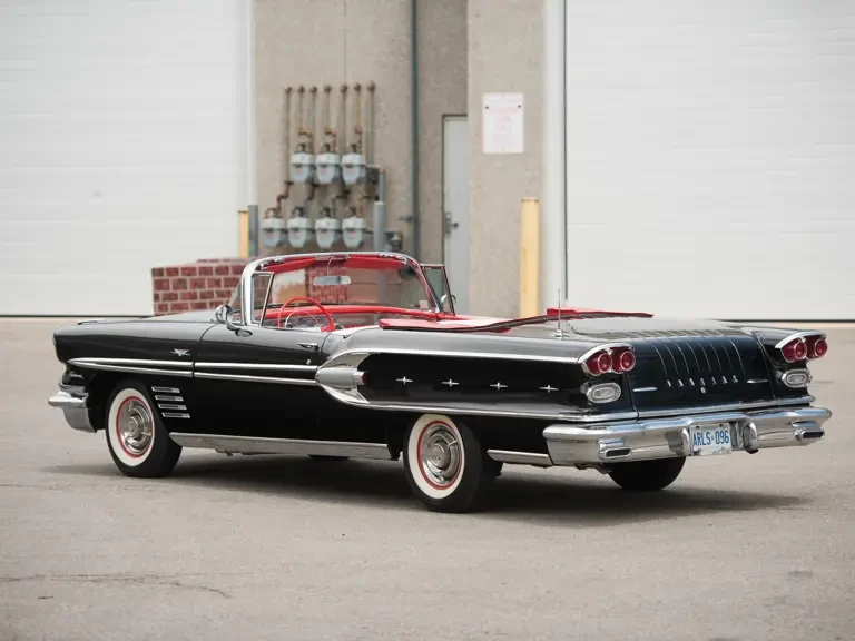 1958 Pontiac Parisienne - Image 3 of 31