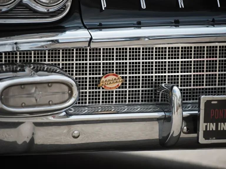 1958 Pontiac Parisienne - Image 21 of 31