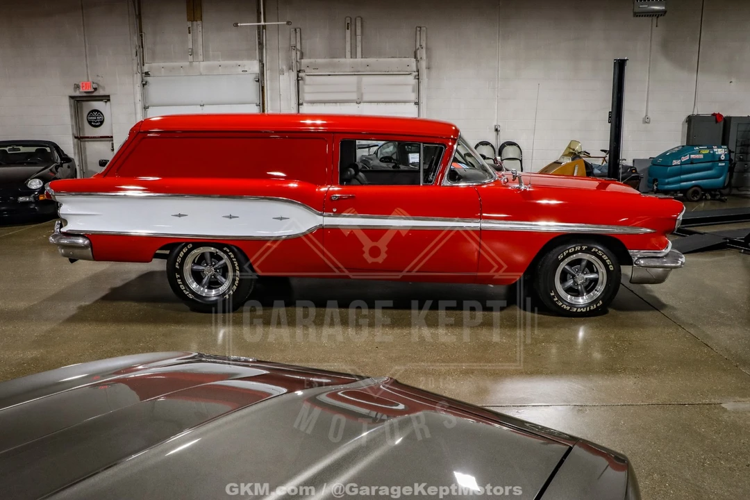 1958 Pontiac - Image 11 of 31