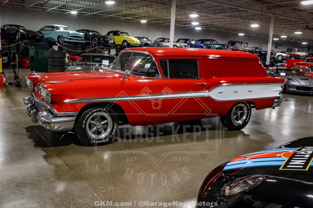 1958 Pontiac - Image 5 of 31