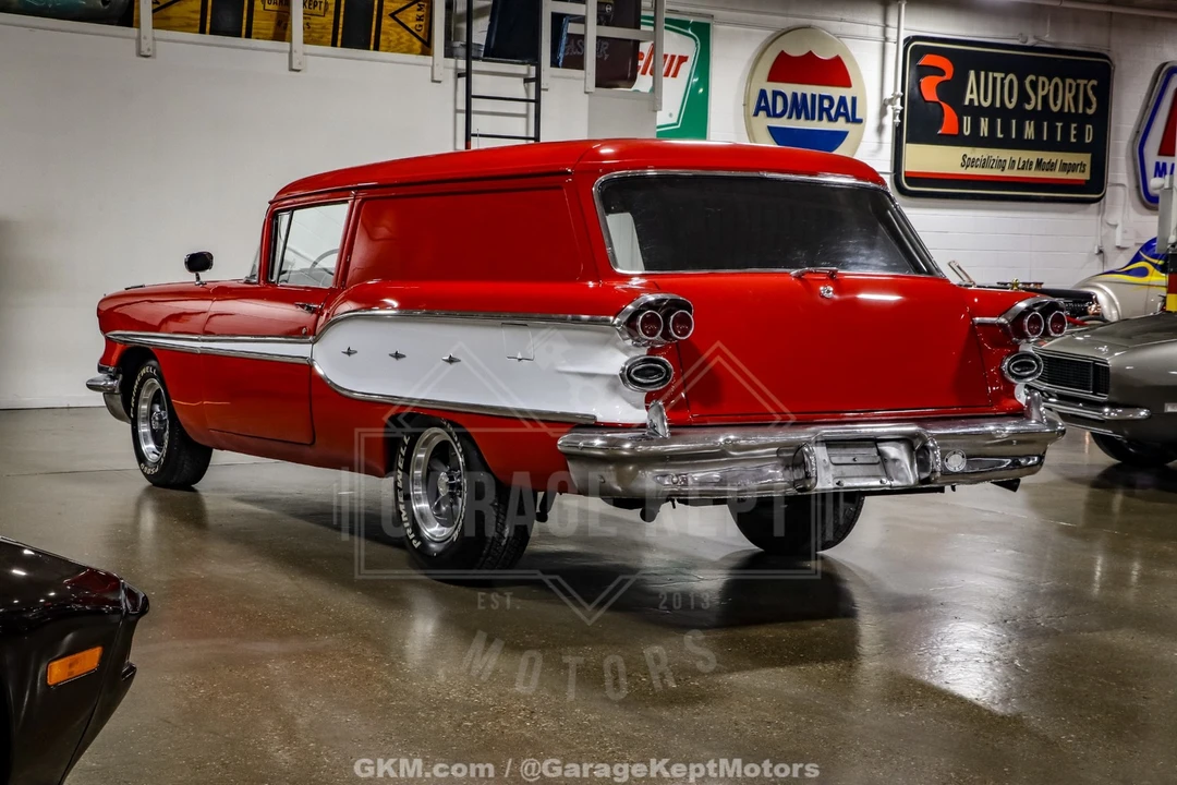 1958 Pontiac - Image 8 of 31
