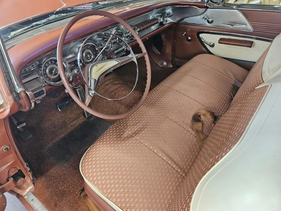 1958 Pontiac Star Chief - Image 9 of 11