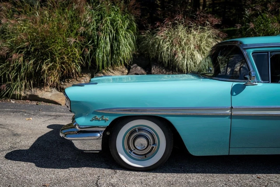 1958 Pontiac Star Chief - Image 21 of 31