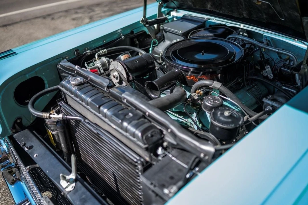 1958 Pontiac Star Chief - Image 6 of 31