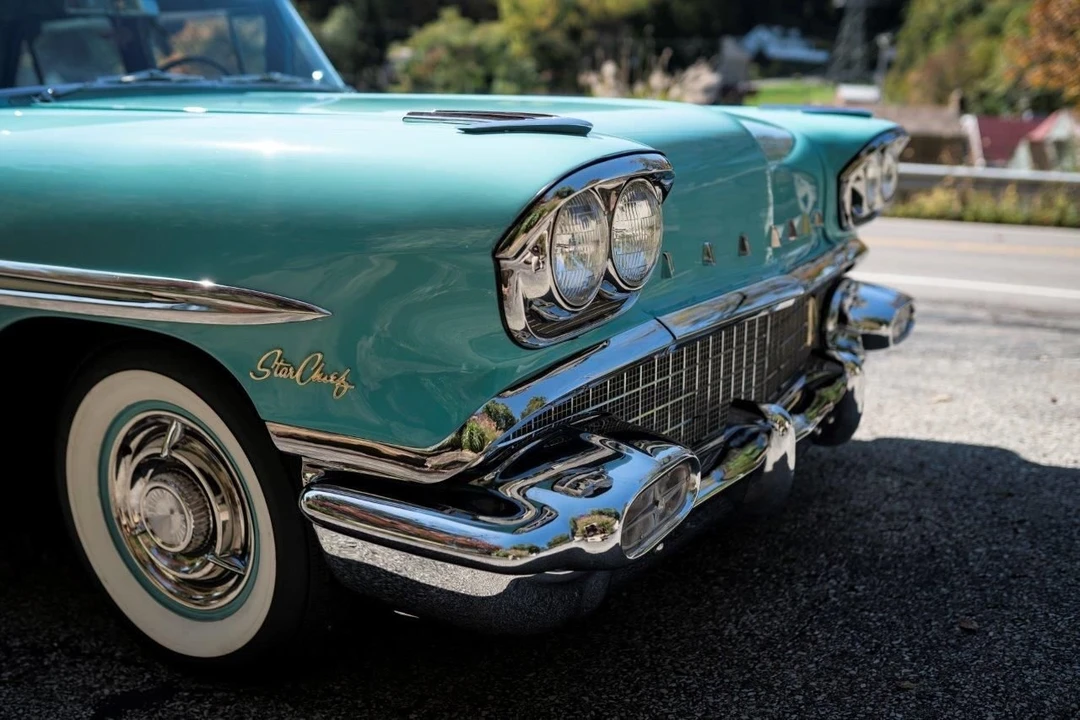 1958 Pontiac Star Chief - Image 13 of 31