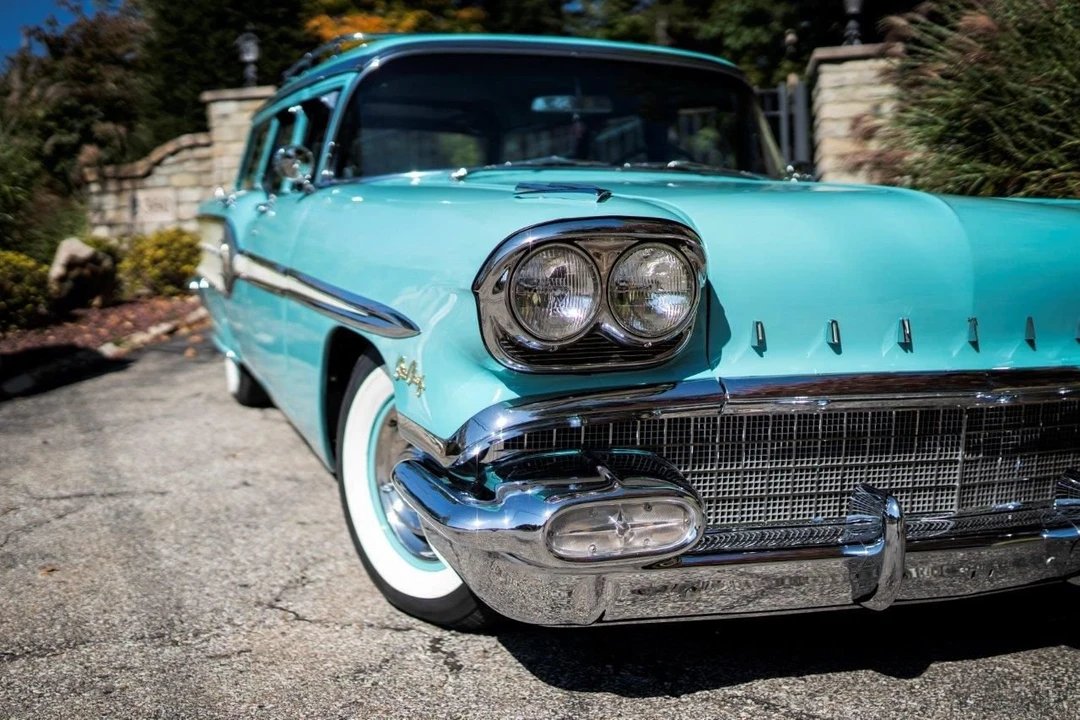 1958 Pontiac Star Chief - Image 11 of 31