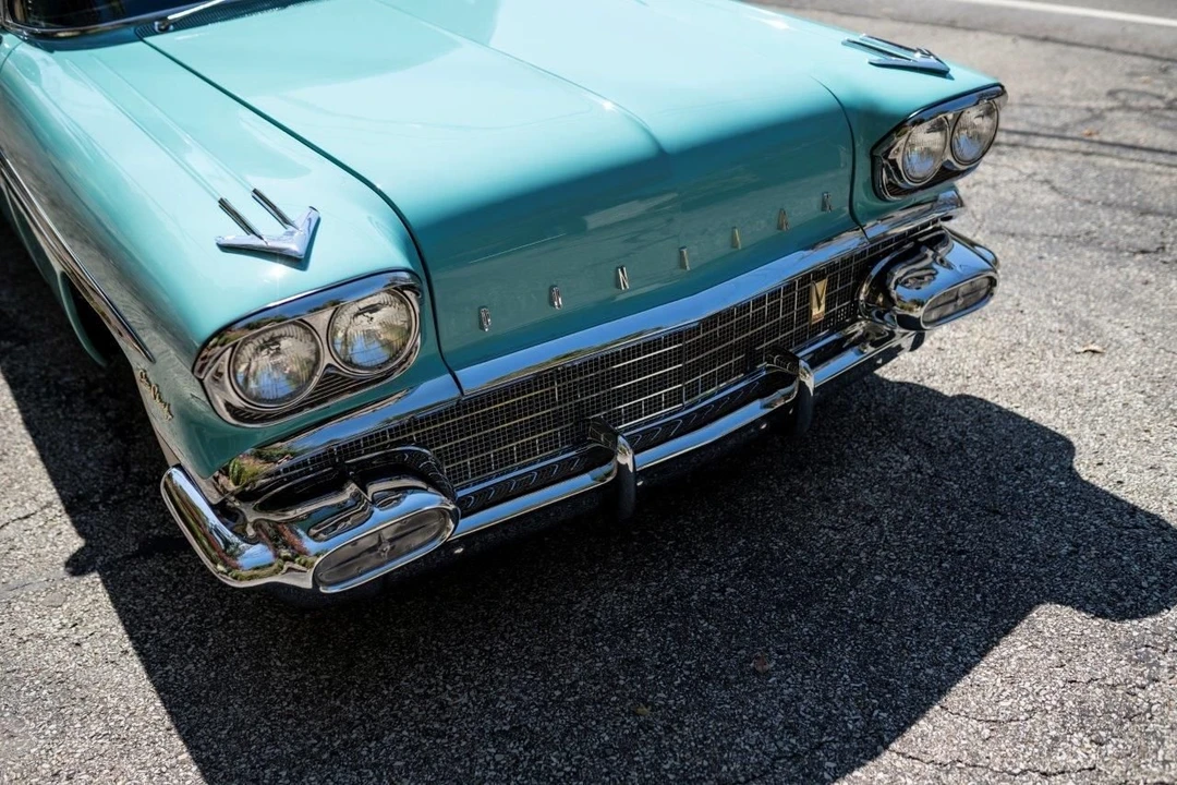 1958 Pontiac Star Chief - Image 12 of 31