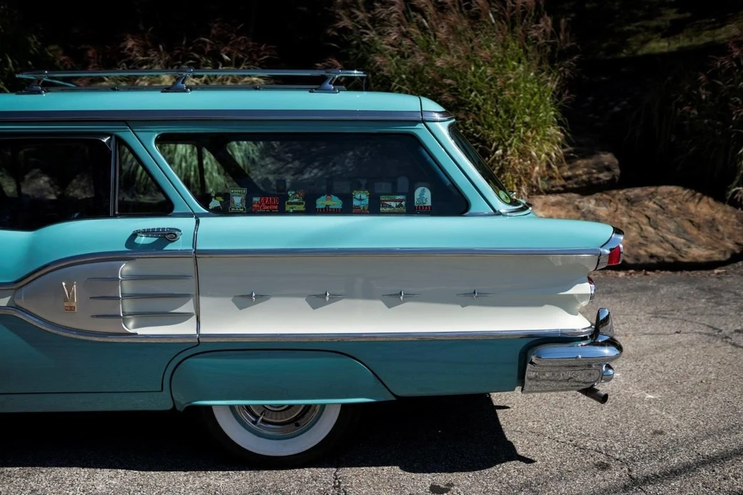 1958 Pontiac Star Chief - Image 20 of 31