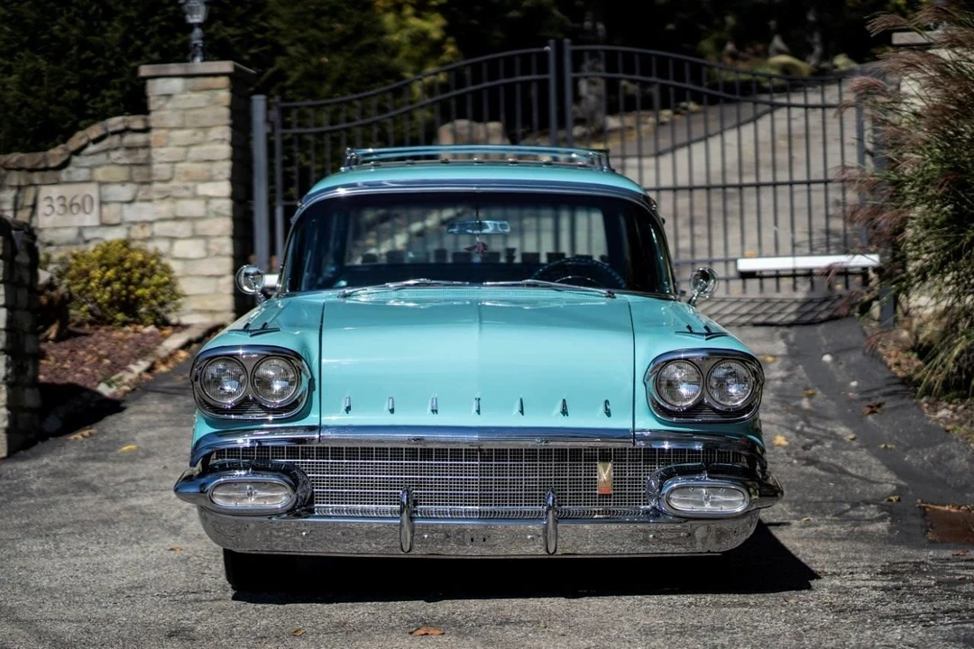 1958 Pontiac Star Chief - Image 7 of 31