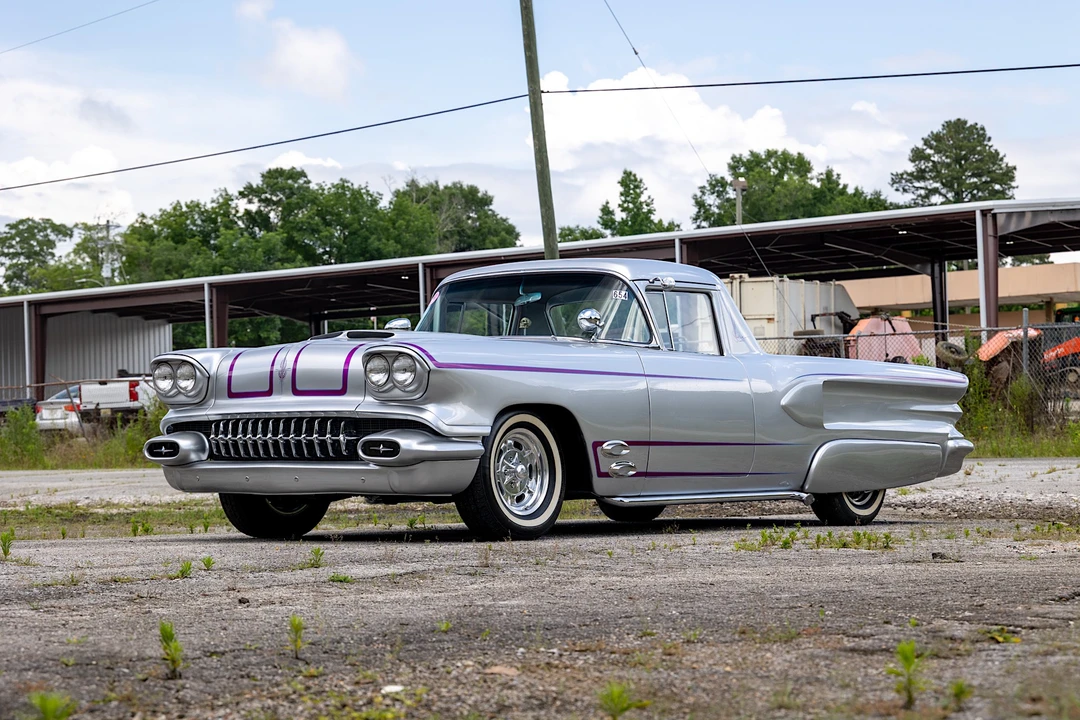 1958 Pontiac Star Chief - Image 4 of 31