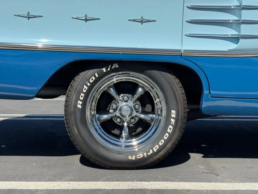 1958 Pontiac Star Chief - Image 11 of 31
