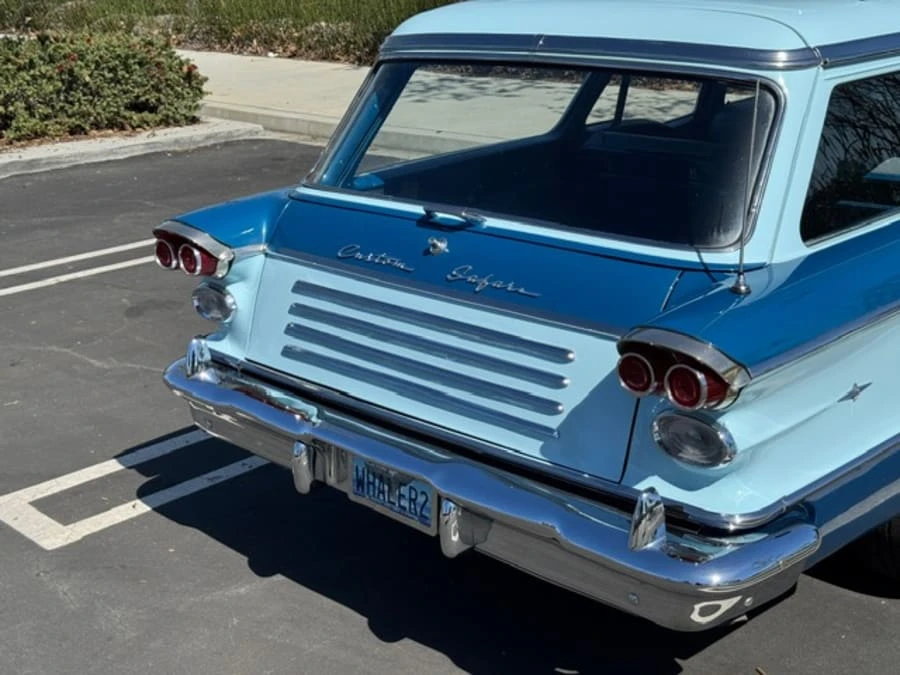 1958 Pontiac Star Chief - Image 9 of 31