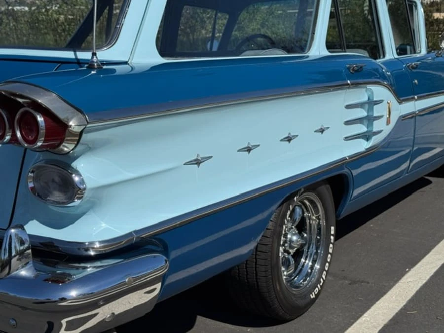 1958 Pontiac Star Chief - Image 10 of 31
