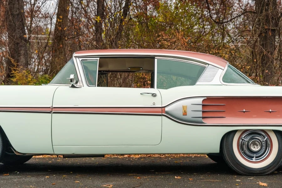 1958 Pontiac Star Chief - Image 11 of 31