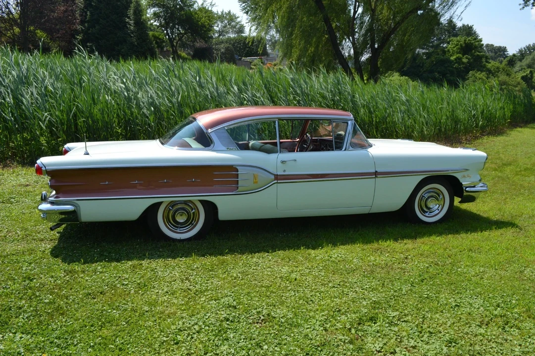 1958 Pontiac Star Chief - Image 7 of 21