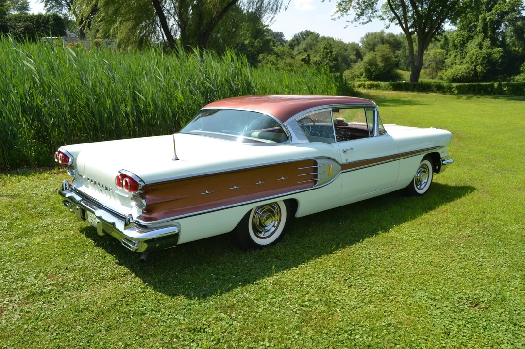 1958 Pontiac Star Chief - Image 8 of 21