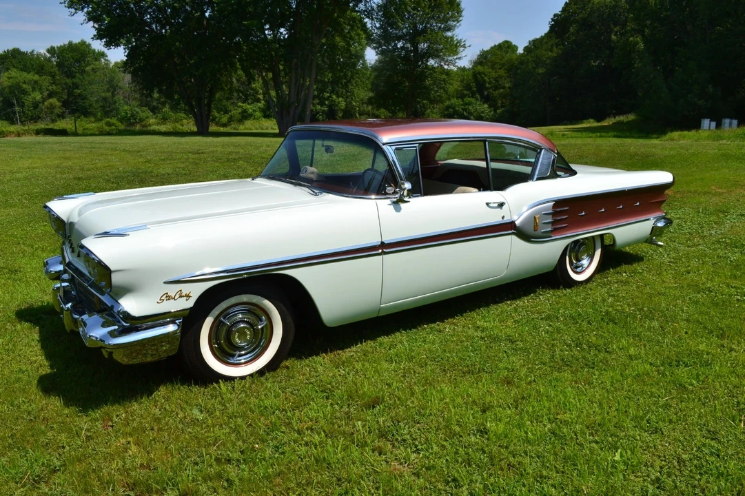 1958 Pontiac Star Chief - Image 10 of 21