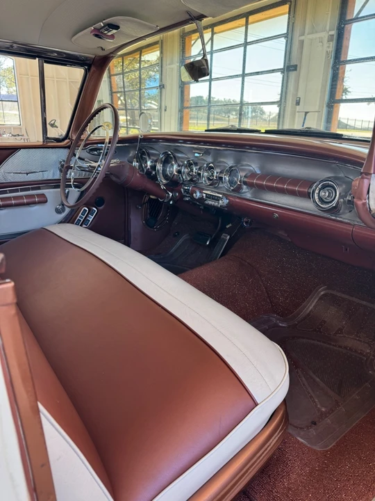 1958 Pontiac Star Chief - Image 11 of 16