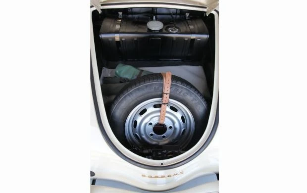 1958 Porsche 356 A - Image 8 of 11
